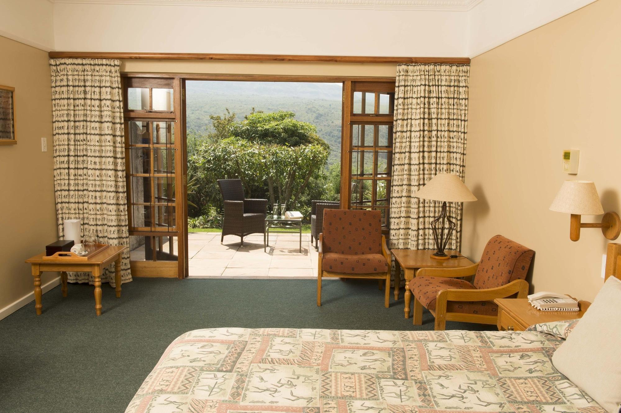 ווינטרטון Cathedral Peak Hotel מראה חיצוני תמונה