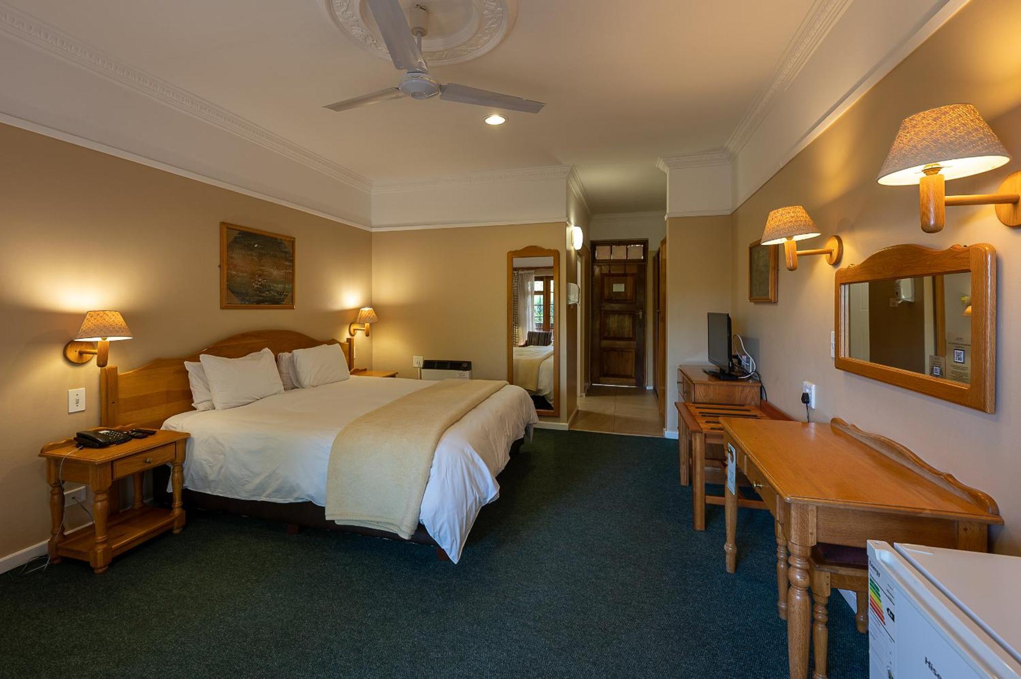 ווינטרטון Cathedral Peak Hotel מראה חיצוני תמונה